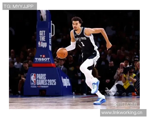 文班亚马挑战浓眉实力费城新星小艾崭露头角杨瀚森首战表现引关注