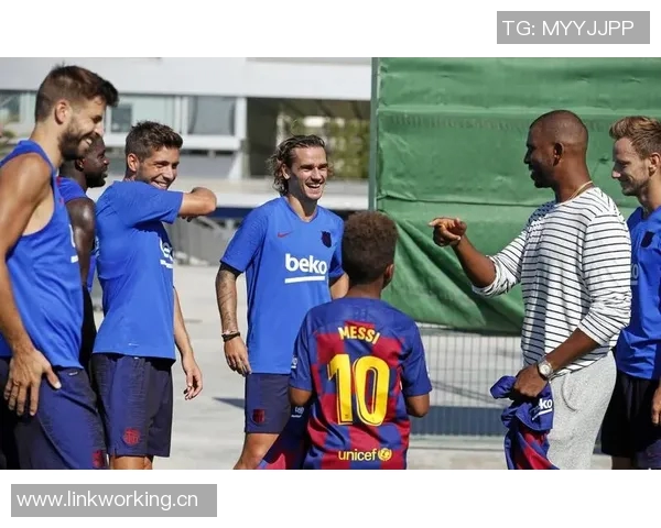 老保罗重返赛场引发儿子CP4调侃称赞大叔依旧锋芒毕露 老保罗重返赛场引发儿子CP4调侃称赞大叔依旧锋芒毕露