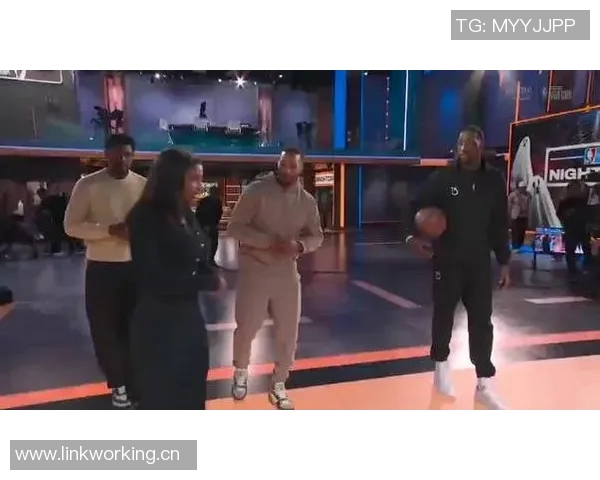 鲍威尔强调热火重视愿意奉献与努力的球员如小米和切尔