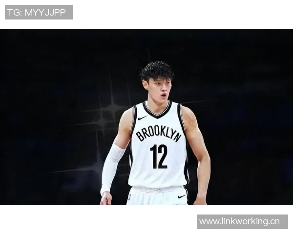 曾凡博未能上场引发热议教练与队友各有隐忧与考量 曾凡博未能上场引发热议教练与队友各有隐忧与考量