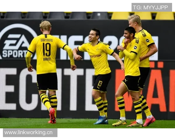 多特蒙德对阵弗赖堡首发阵容揭晓小贝林吉拉西领衔出战聚勒替补待命