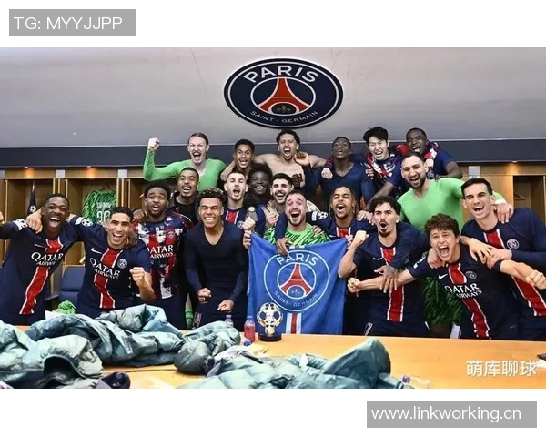 欧冠历史上对阵英格兰球队戴帽的传奇球员盘点大罗梅西维蒂尼亚同样在列 欧冠历史上对阵英格兰球队戴帽的传奇球员盘点大罗梅西维蒂尼亚同样在列