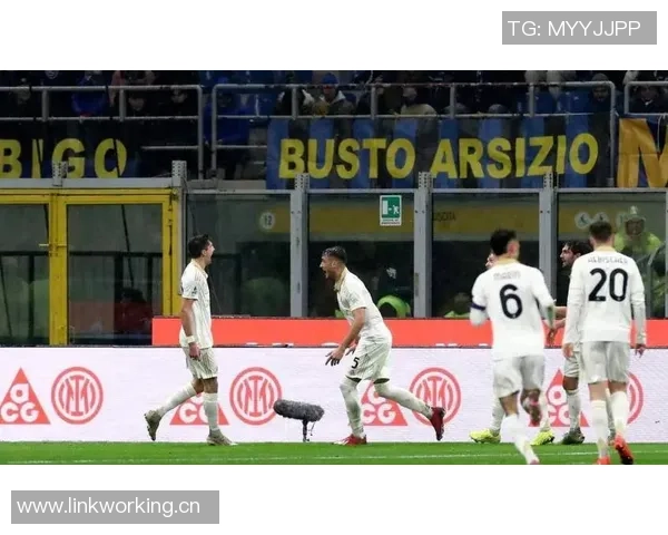 意甲最佳阵容揭晓迪马尔科与帕斯领衔贝拉尔迪表现出色入选 意甲最佳阵容揭晓迪马尔科与帕斯领衔贝拉尔迪表现出色入选