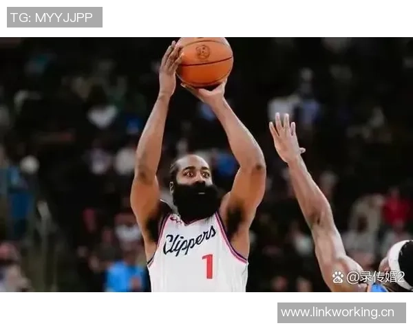 哈登感慨球队伤病频发期待队友们早日康复重返赛场