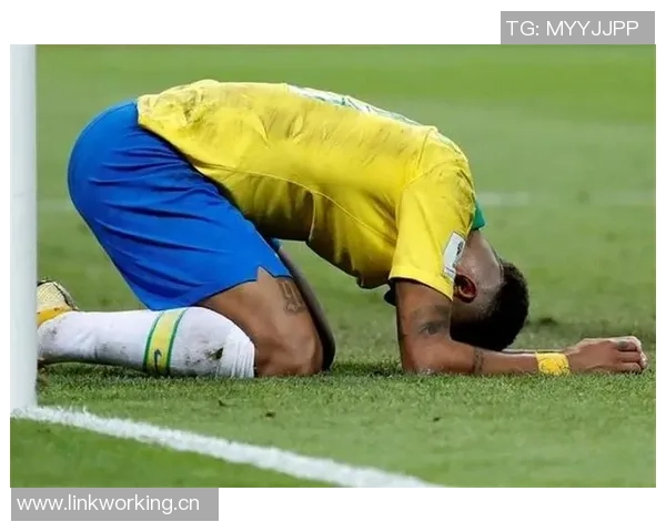 内马尔对裁判判罚不满呼吁提升巴西足球裁判水平