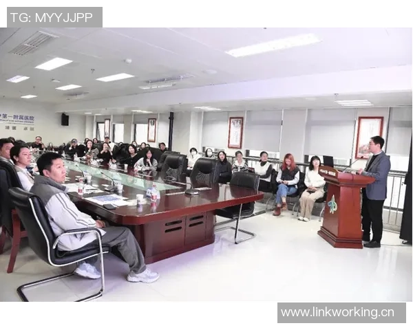 武汉三镇与王毅续约再出发共同书写新篇章