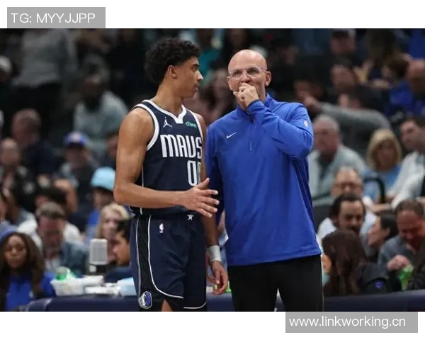 基德称克里斯蒂在独行侠表现提升显著现已展现出极高的自信与水平 基德称克里斯蒂在独行侠表现提升显著现已展现出极高的自信与水平