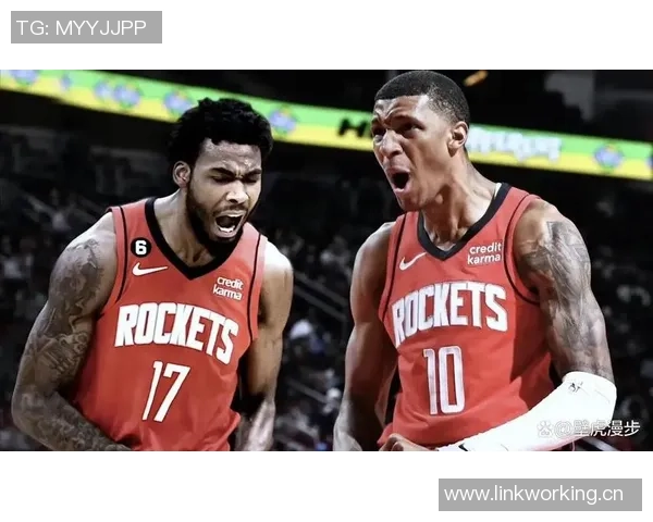 小贾巴里谈双内线战术成功之道强调抢占进攻篮板的重要性 小贾巴里谈双内线战术成功之道强调抢占进攻篮板的重要性