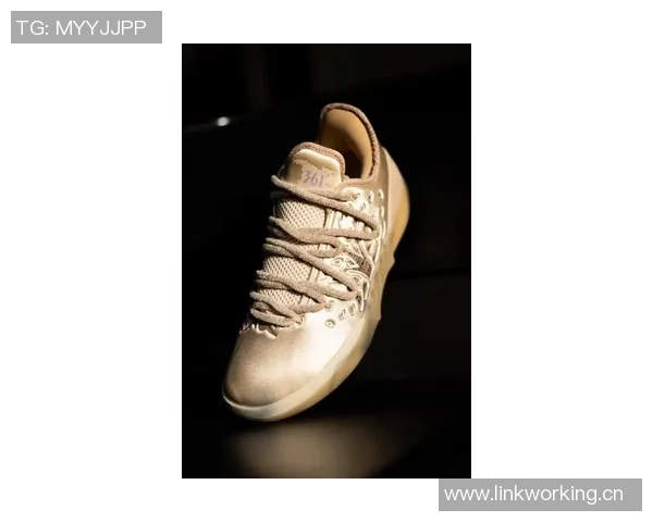 约基奇全新签名鞋Joker2正式发布高低帮版本再度回归 约基奇全新签名鞋Joker2正式发布高低帮版本再度回归